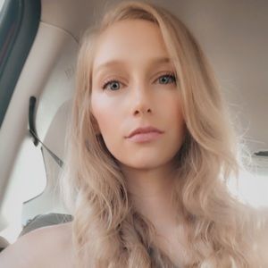 Meet your Posher, Madeline